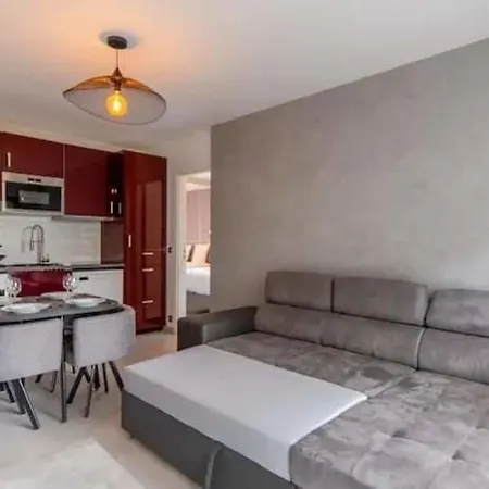 Magnificent Apt With Terrace ! *
